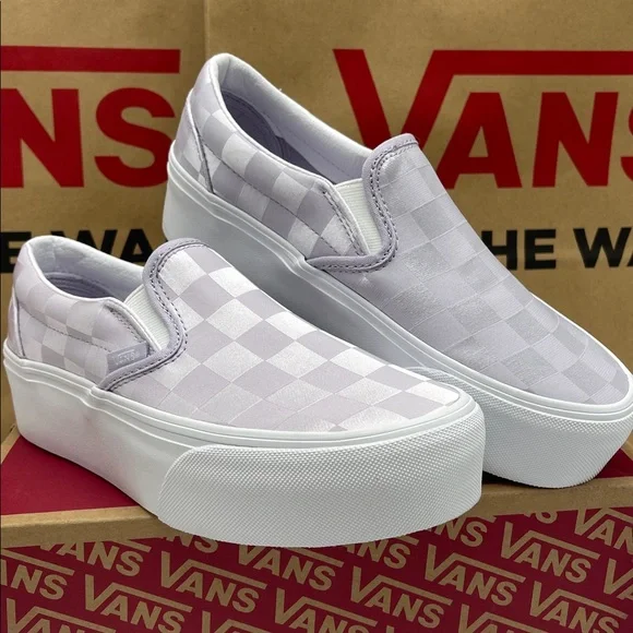 Vans Platform Sneakers Classic Slip-On Stackform
Satin Checkerboard Lilac - Picture 4 of 16